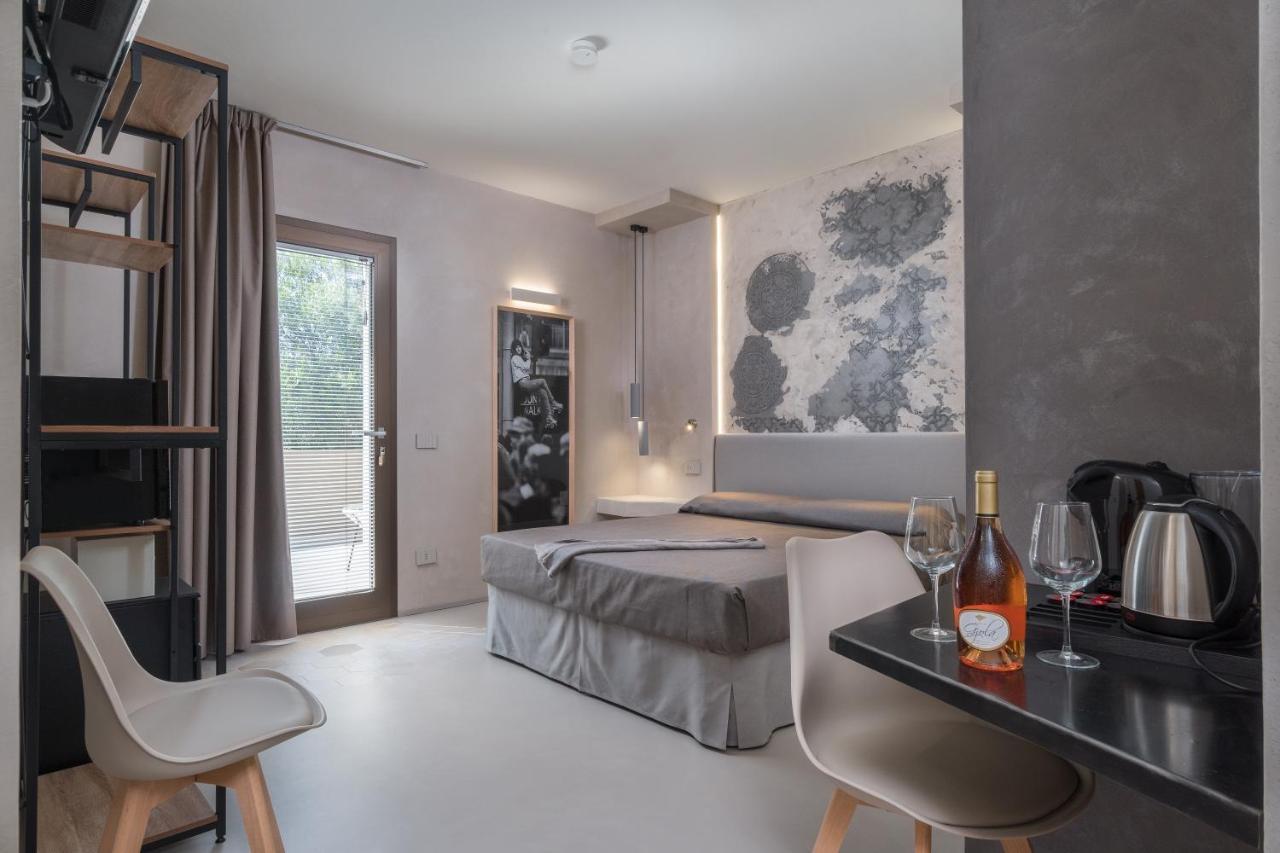 Villa Ilma Luxury Rooms Арцакена Екстер'єр фото